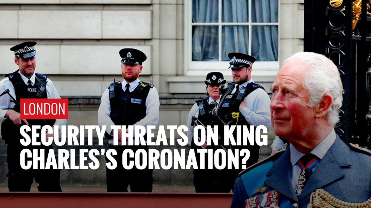 Watch: London police arrest man outside Buckingham Palace | Zee News English
