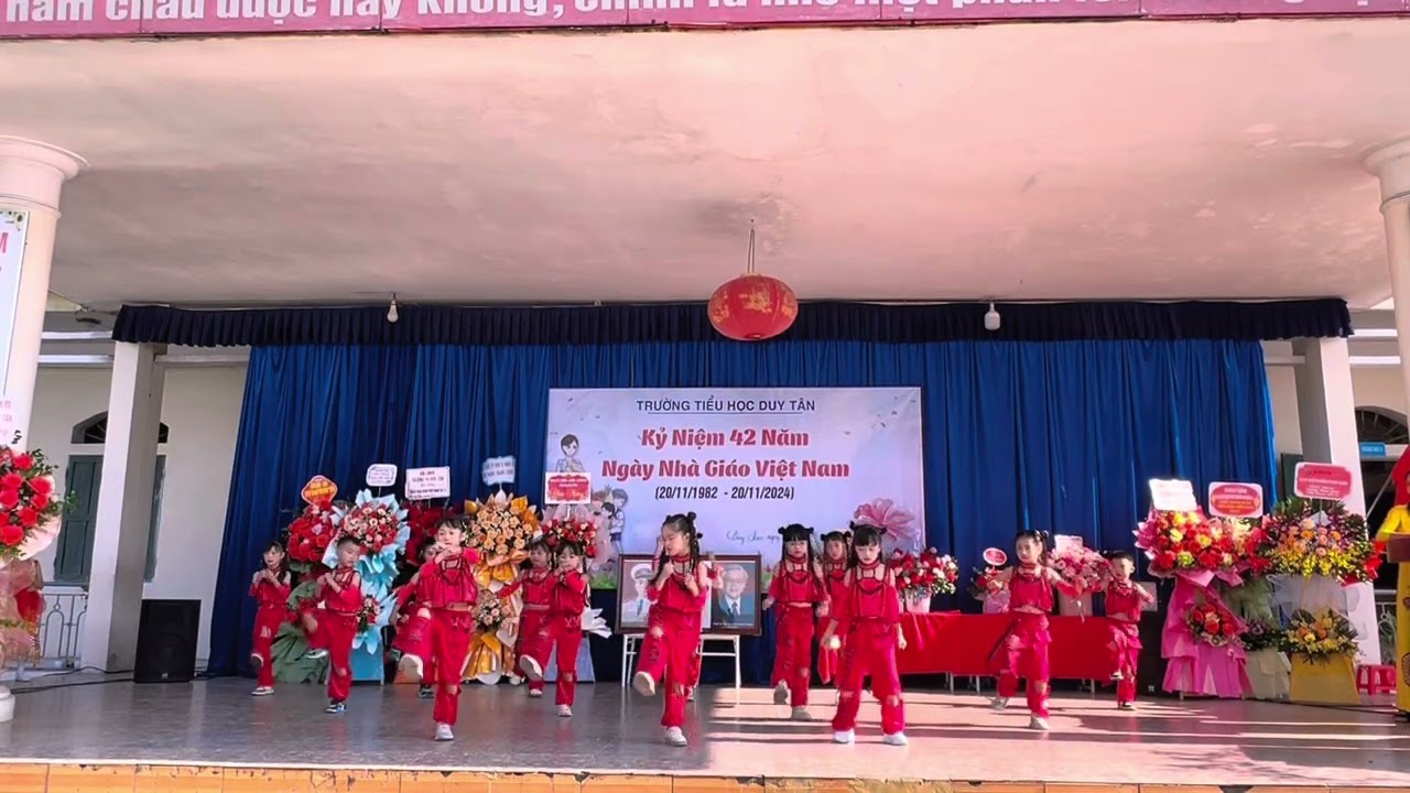 Chúng em là học sinh lớp 1 - Lonely Dance