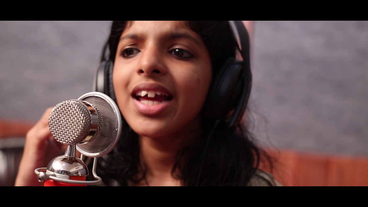 Mamuni than manam kavarum - Malayalam Hits Song By Sreya Anna Joseph