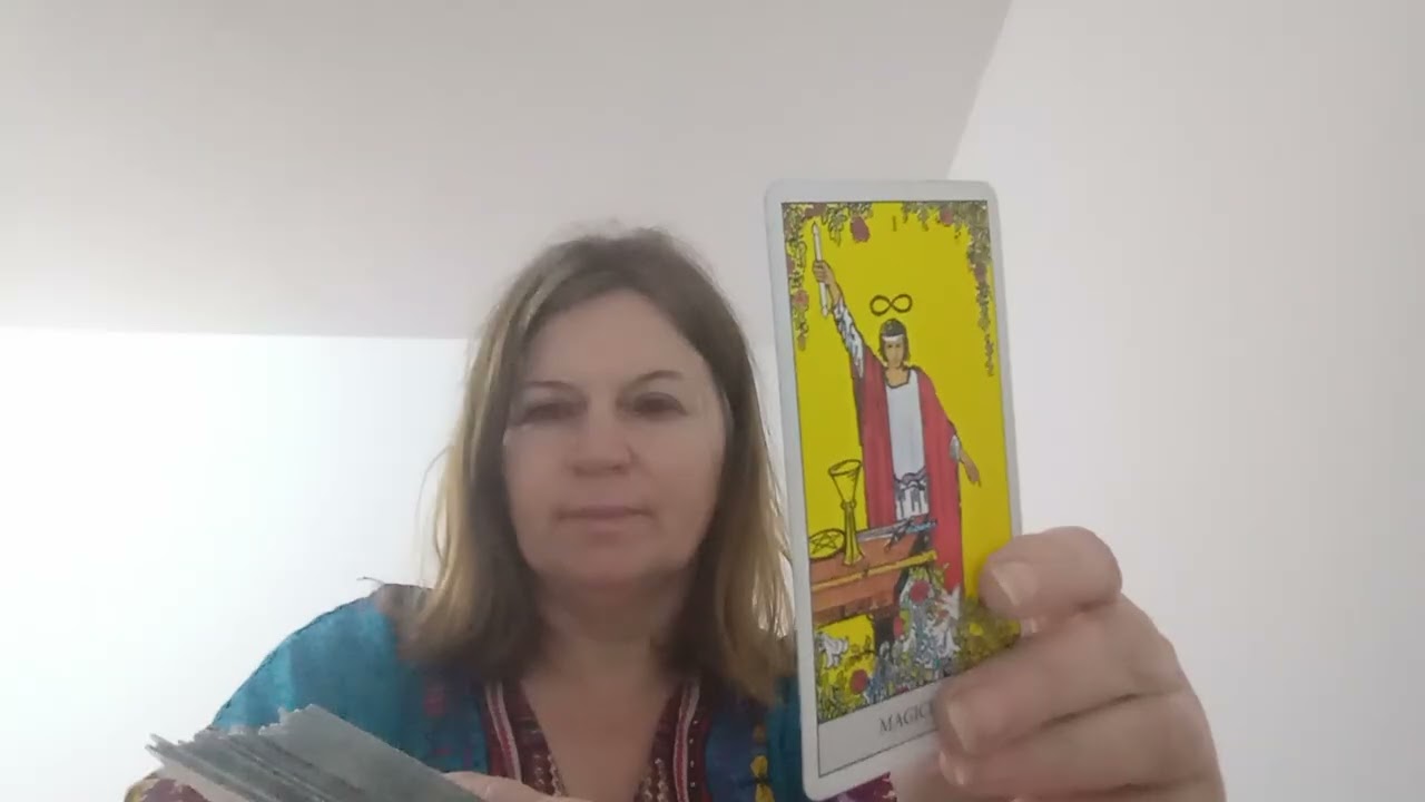 Desi tacerea dintre voi a durut, el inca isi spune ca iubirea dintre voi nu s-a terminat!