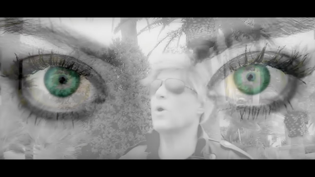 Tom Hooker - I look into your eyes - (official italo disco video)