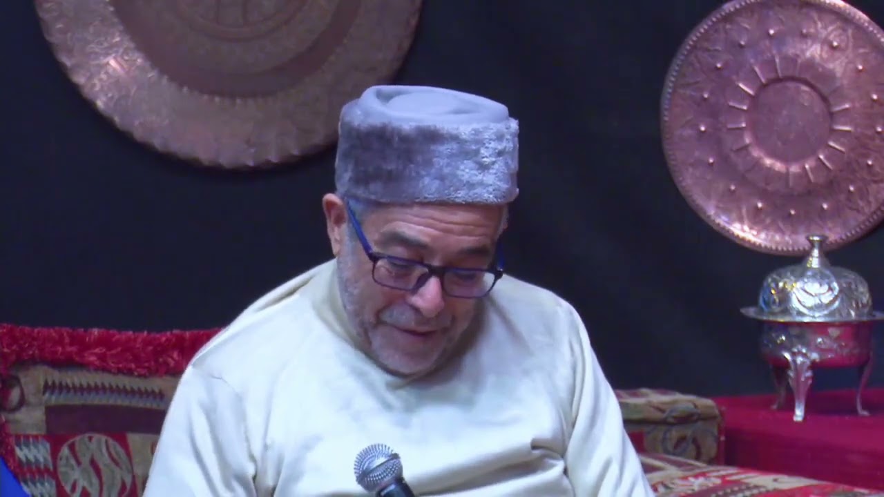 الحايك الجزائري رمز الحياء والأصالة، وقطعة من تاريخ المرأة الجزائرية 