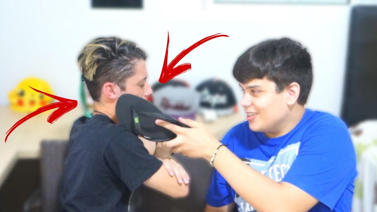 CHINELADA NA CARA  - &lsaquo; JUAUM &rsaquo;