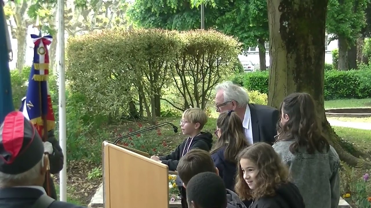 Cérémonie 8 mai 2025 Loudun (86)