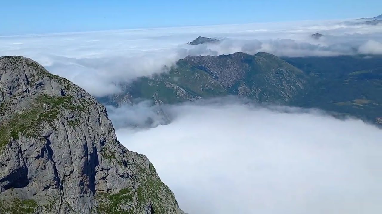 La montaña perfecta. Cima del Tiatordos (1.951 msnm) Asturias. Julio 2024