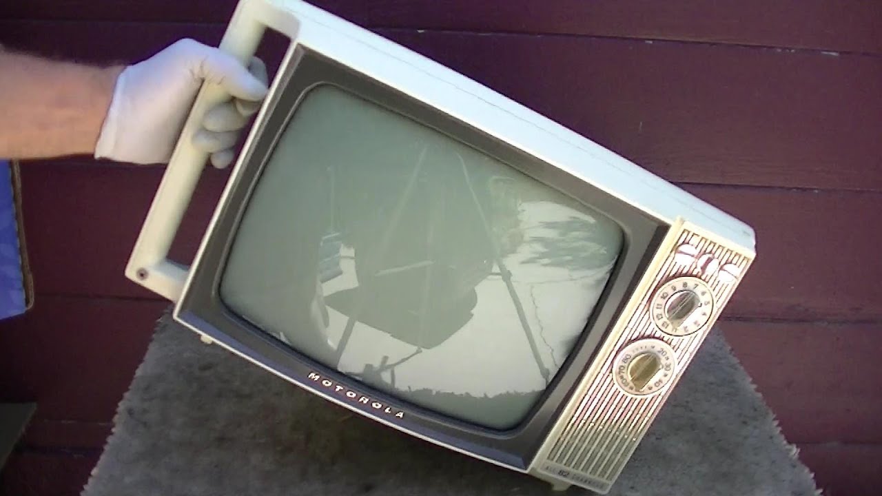1965 Motorola Portable TV Repair Vintage Black and White Television TS454 Chassis