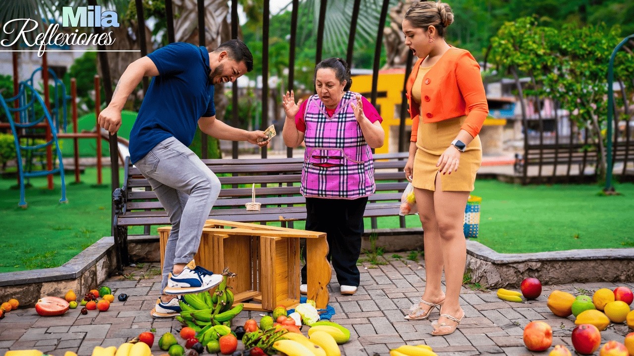 PATEÓ LAS FRUTAS DE SU MADRE EN LA CALLE Y NO IMAGINÓ LO QUE PASARÍA DESPUÉS