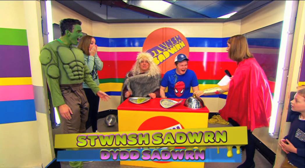 S4C: Stwnsh Sadwrn - 01 Chwefror, 2014