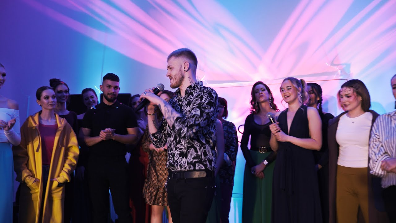 FASHION SHOW - 5 YEARS OF LA