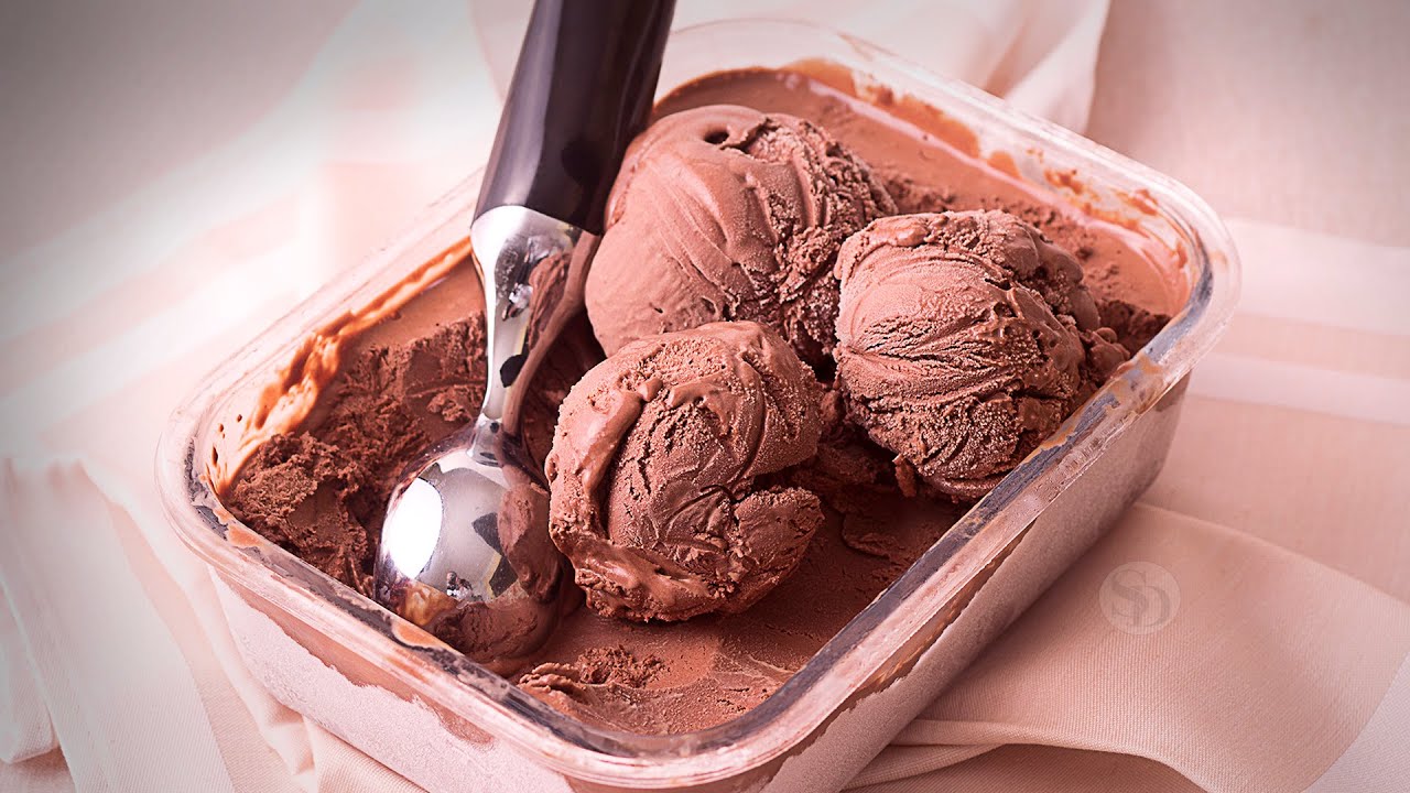 Sorvete Caseiro de Chocolate | Super cremoso, fácil de fazer e sem sorveteira | Receita Sandra Dias
