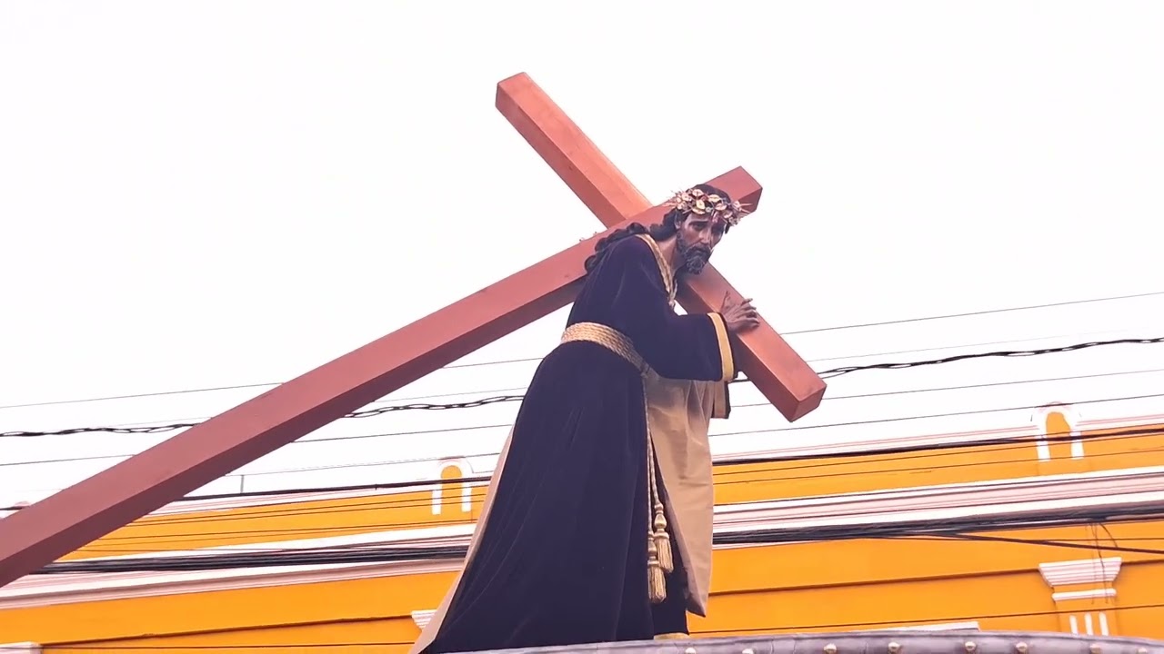 Procesión de la C. I. De Jesús Nazareno del Consuelo, sábado anterior a ramos 12 de abril de 2025
