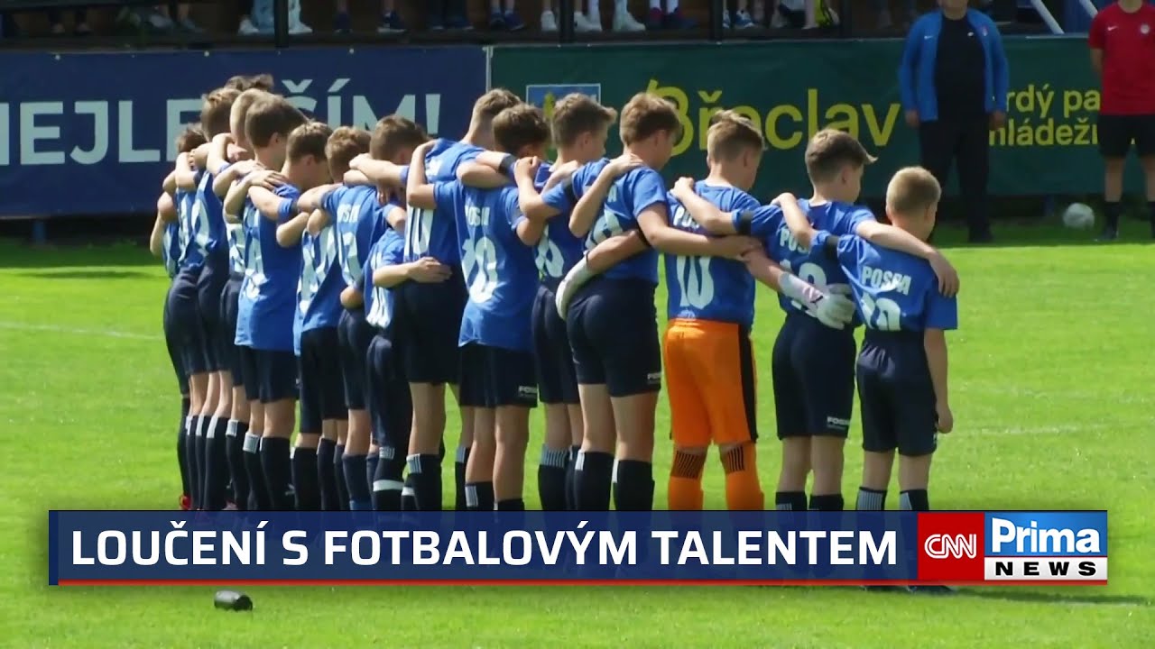 Břeclav se loučila s Jakubem. Pam&aacute;tku chlapce, zabit&eacute;ho fotbalovou brankou, uctily tis&iacute;ce lid&iacute;