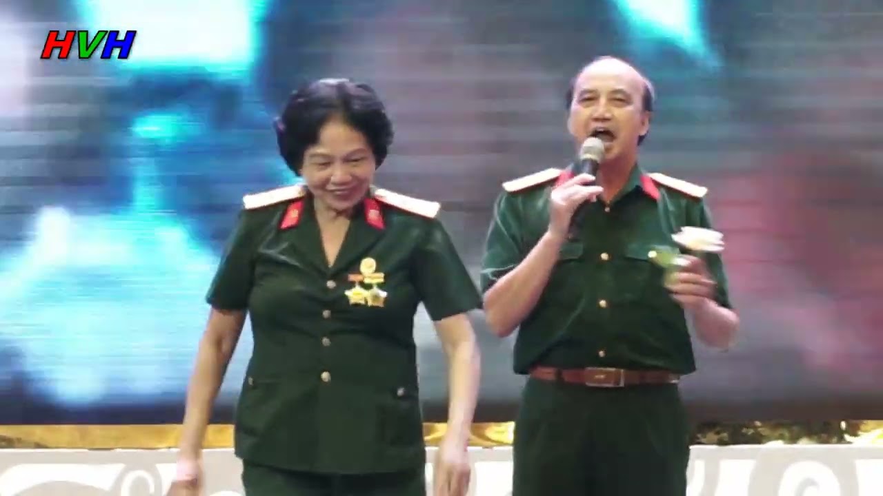 KỶ NIỆM MỐI TÌNH ĐẦU _ Ca sỹ Minh Ý hát về kỷ niệm Trường Sơn rất hay và tình cảm tuyệt vời !