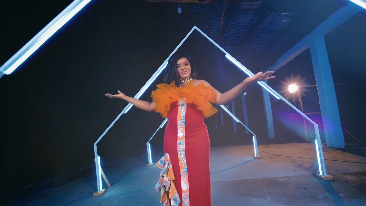 La Reine DINALY - Jesus is My King (Official Music Video)