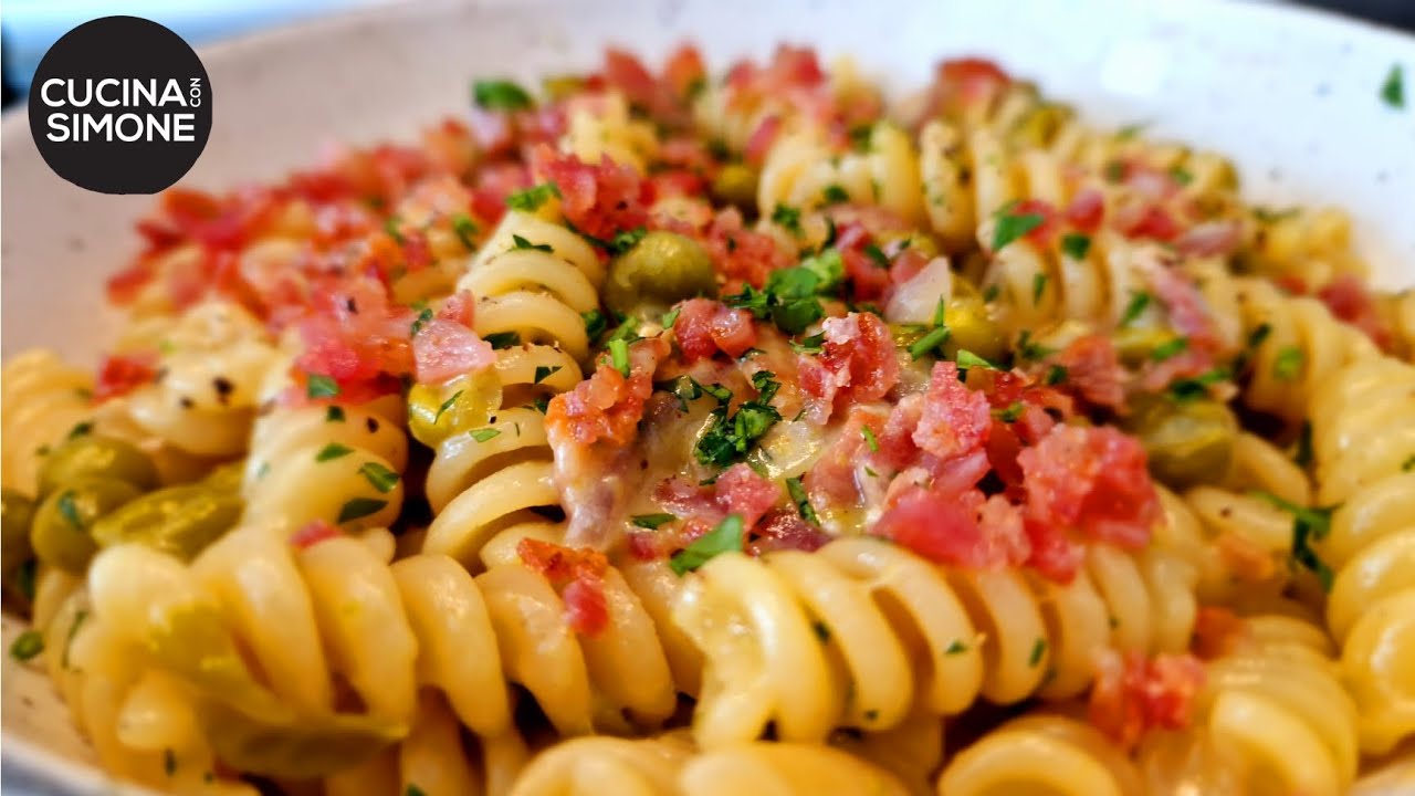 Fusilli Pancetta Piselli e Pecorino