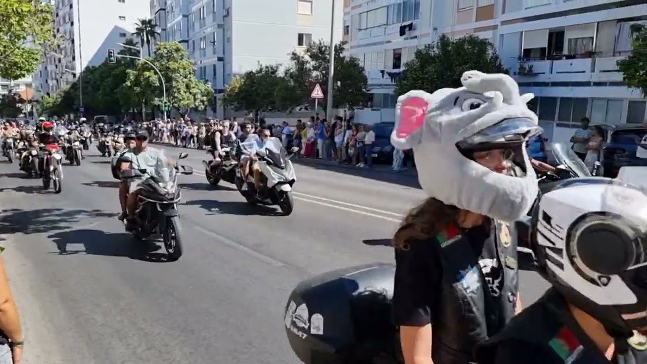 Desfile de despedida da 42ª Concentração - Moto Clube de Faro
