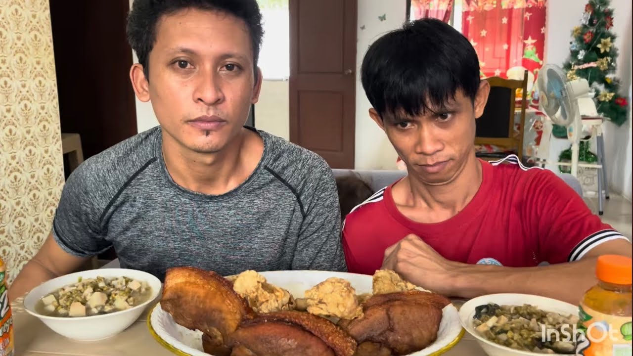 PRITONG MANOK, PRITONG BABOY AT MONGO 