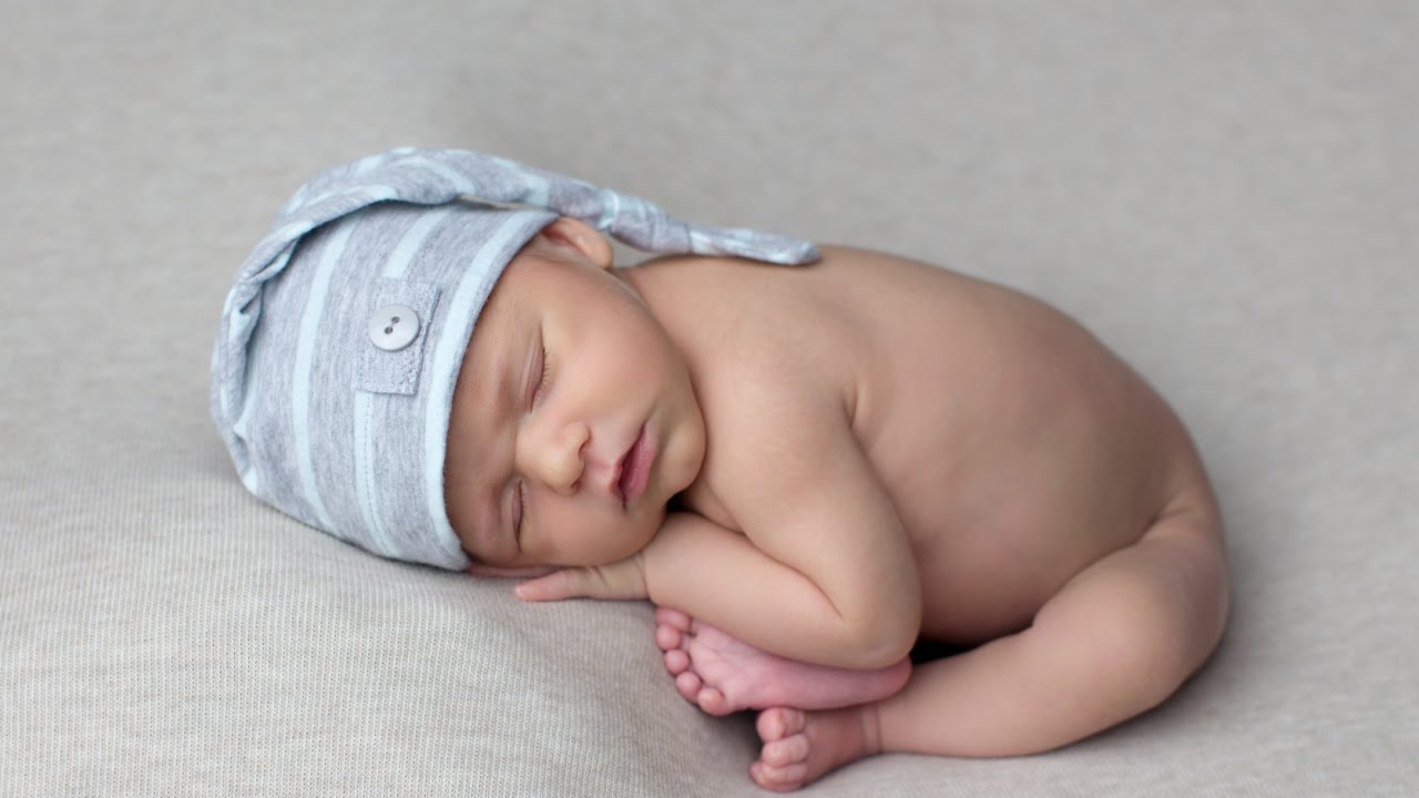 East Boston newborn photographer | Christian