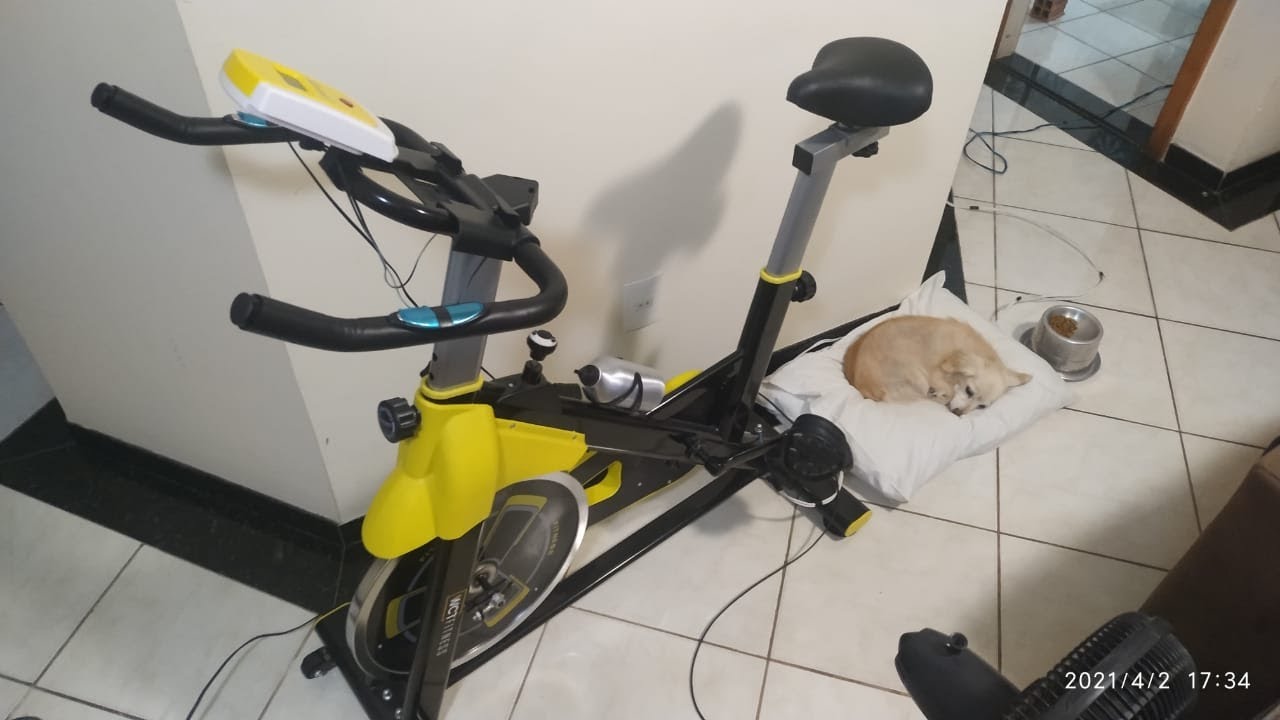 Bicicleta Spinning Com Roda De Inércia De 8kg Wct Fitness - Após 2 meses de Uso.