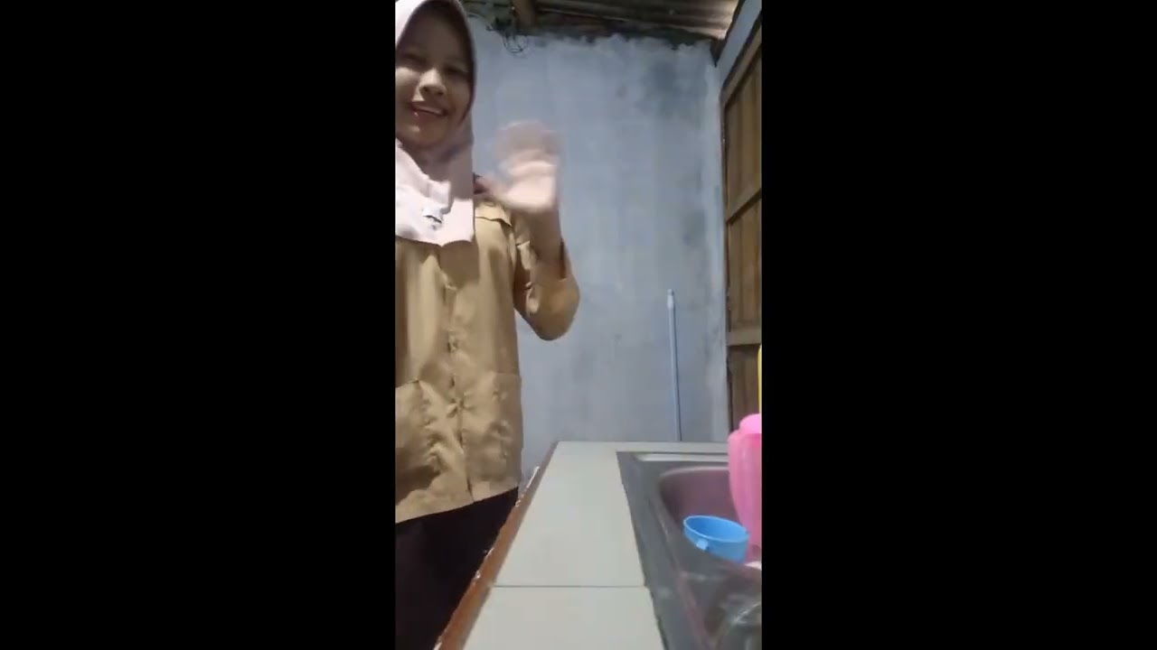 MINI VLOG: CHALLENGE CARI KERJA (ANGGIYAH)