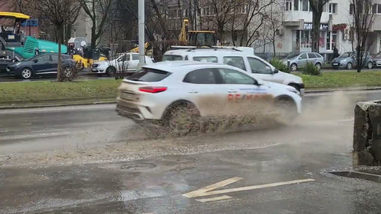 Will the next car splash? People and rain...  #rain #people #behaviour
