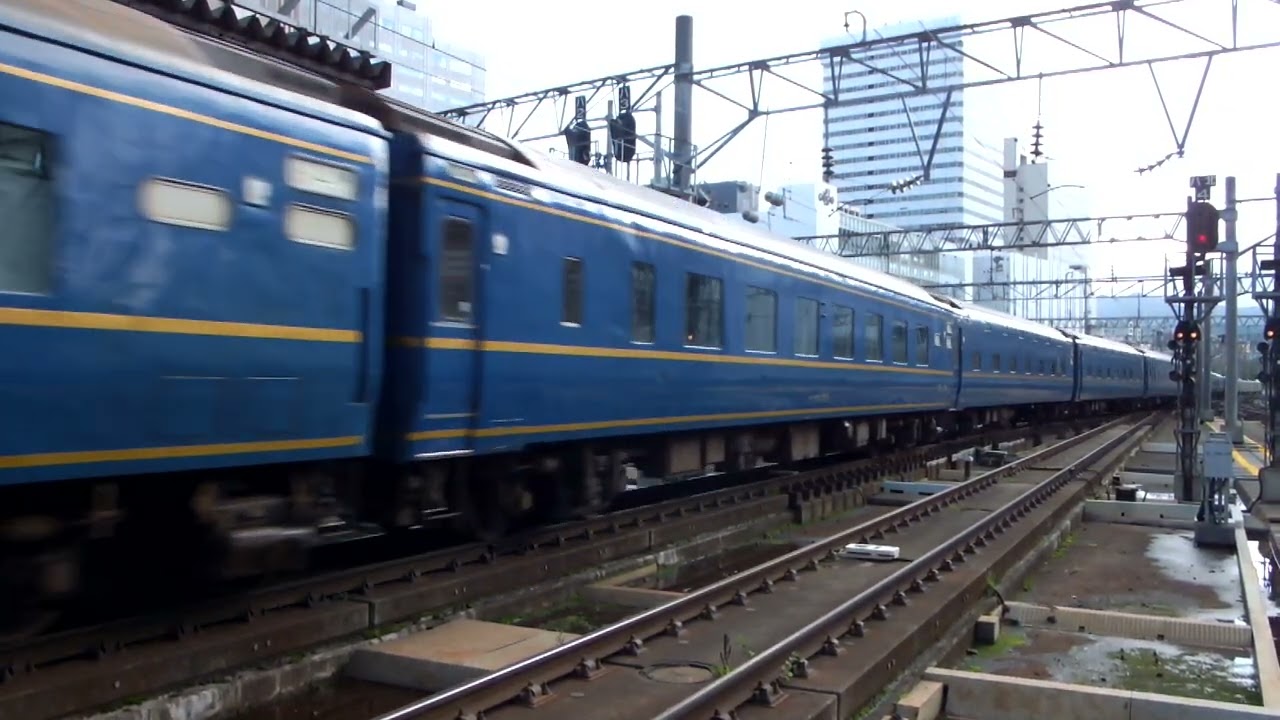 2レ 寝台特急北斗星 DD51＋DD51＋24系25形　札幌駅入線