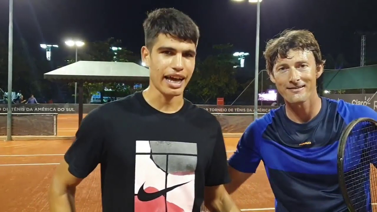 Carlos Alcaraz has a fun warmup exercise!