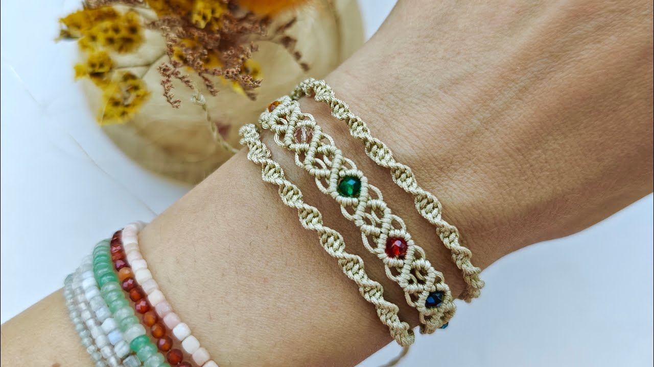 DIY Macrame Bracelet Tutorial | Easy Friendship Bracelet with Bead | #friendshipbracelet #diy 
