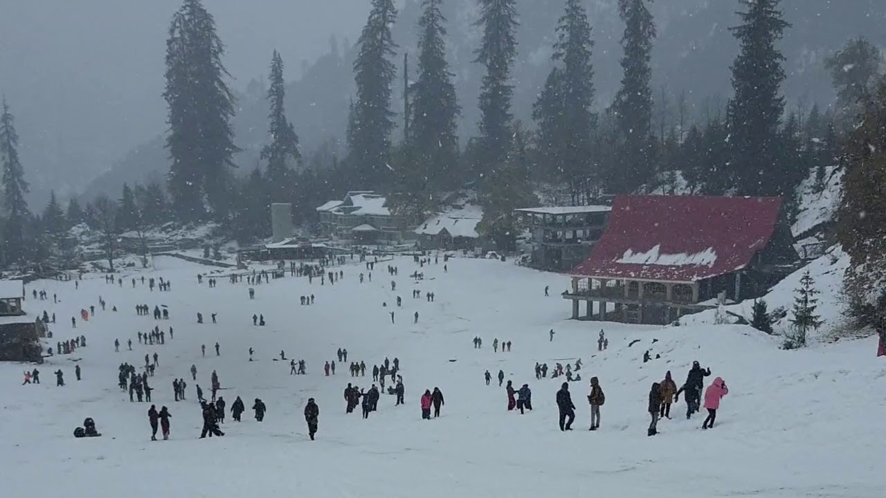 the adventure valley  solang  manali rohtangpass adventure