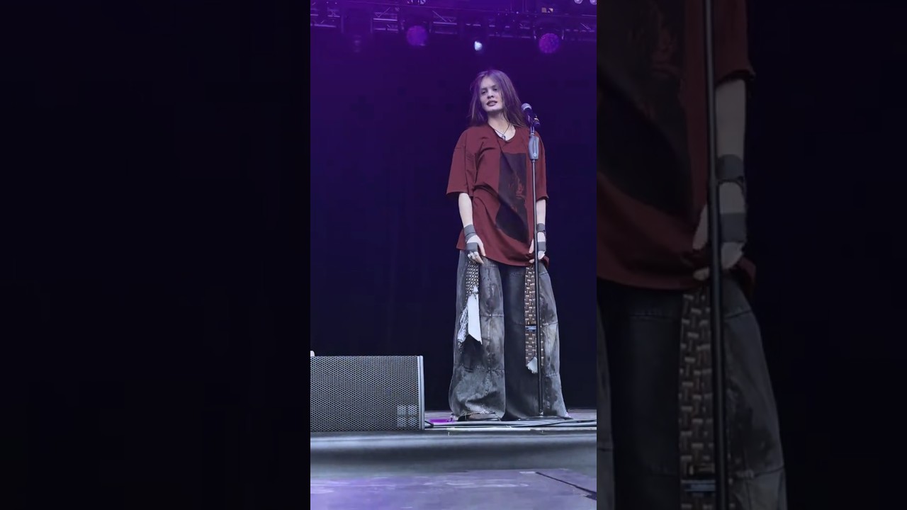 clip of @SOFIA ISELLA performing HOT GUM @Spilt Milk in Canberra 