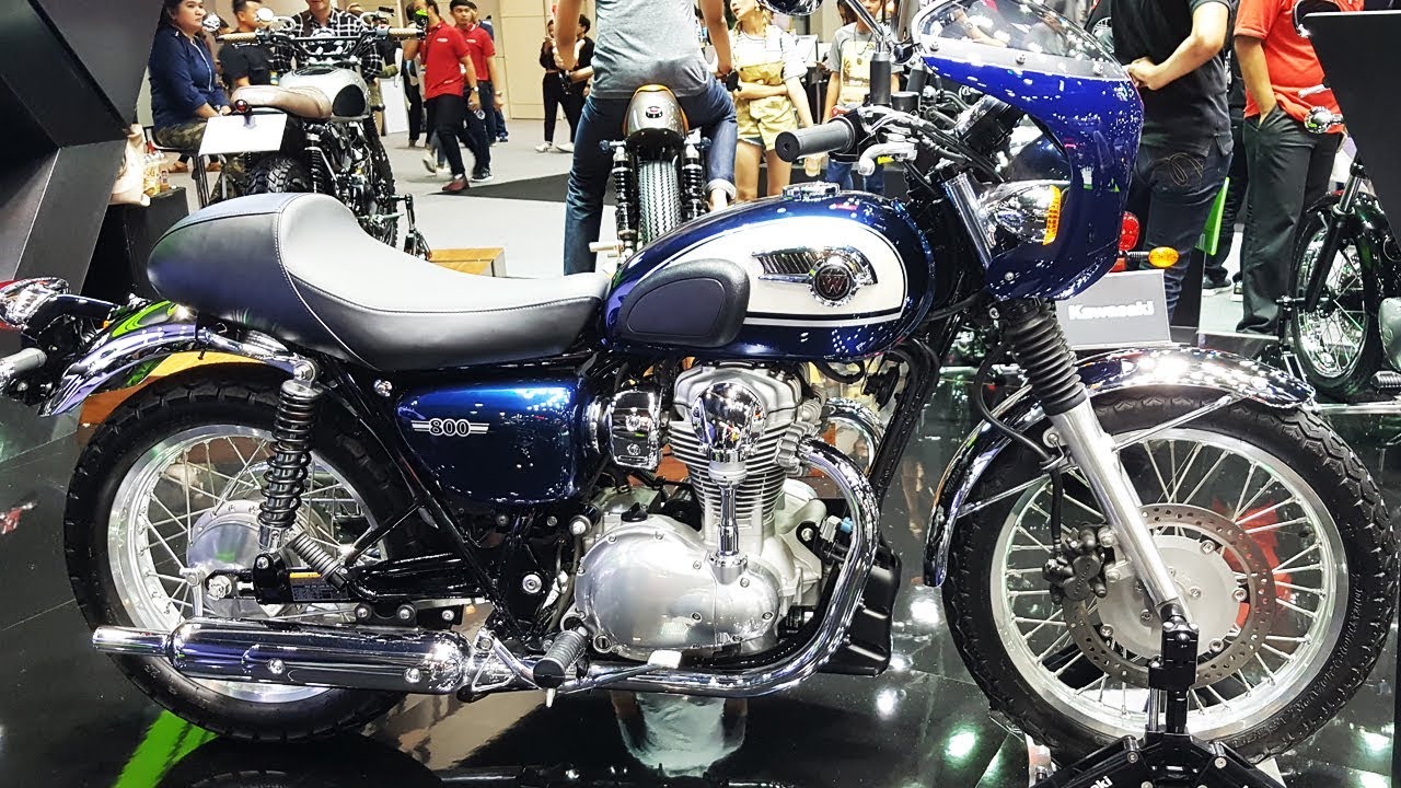 Kawasaki W800 METALLIC OCEAN BLUE