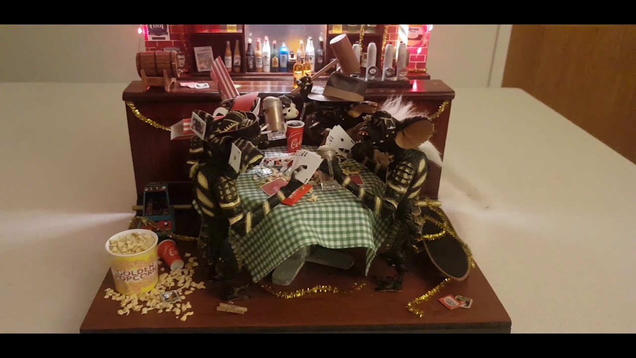 Gremlins Bar Diorama by Tamorama