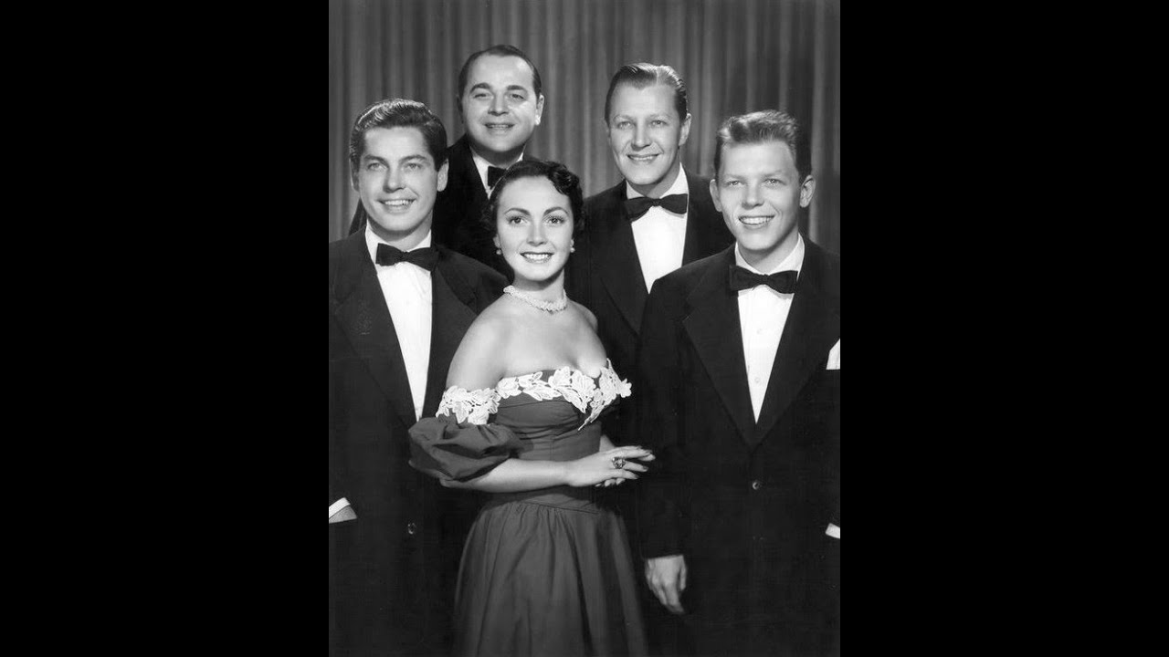 The Four Modernaires - Jeepers Creepers 1938 (Paul Whiteman & Jack Teagarden)