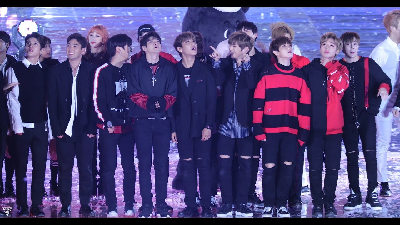 [4K] 171104 워너원 직캠 (Wanna One) - FLYDAY(전출연자) @드림콘서트 in 평창(평창동계올림픽 플라자)/Fancam By 쵸리(Chori)