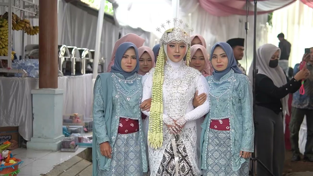 BAGIAN 1 SEJATI WIDIA AJI MOTRET