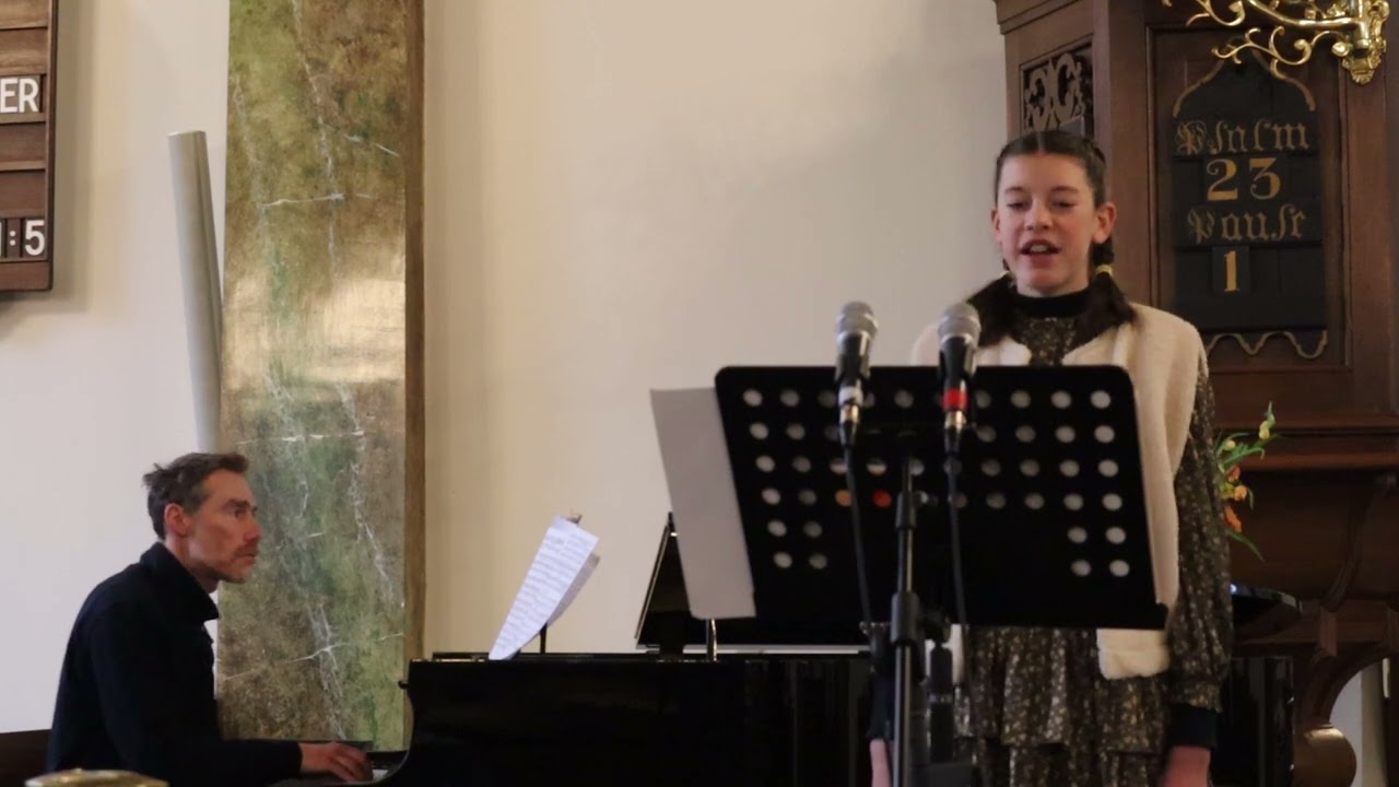 How Cornelia Neven (12) silenced a child by singing Bach's Echo aria (Weihnachtsoratorium)