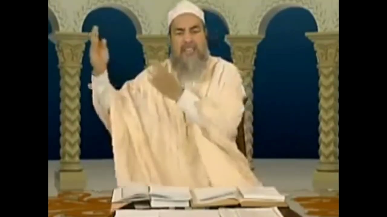 أول ظهور للشيخ شمس الدين الجزائري في برنامج انصحوني سنة 2013 وكان يقول كلمة الحق زمن العصابة 