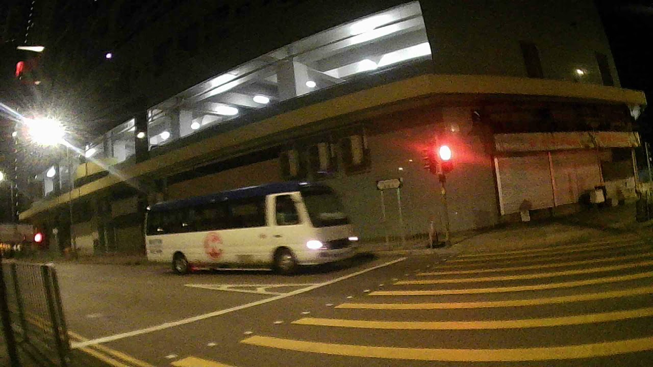 micro white scooter 非電動人力滑板車，由小西灣富欣花園至杏花村站