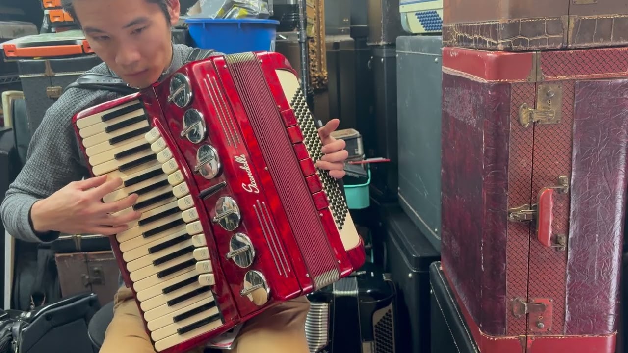 Scandalli Piano Accordion LMMH 41 120 $2799 (ID138)