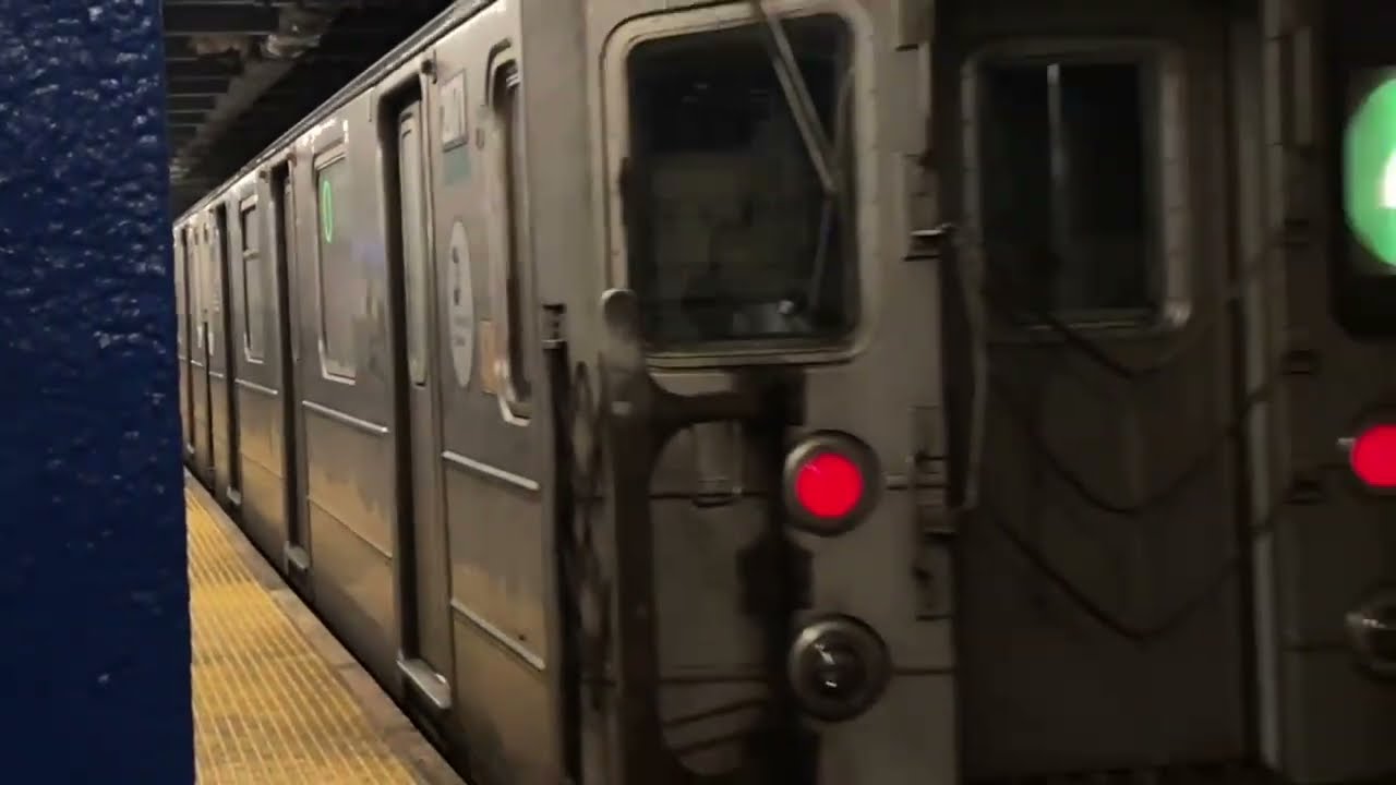 R62A 4 train departs 149 street 