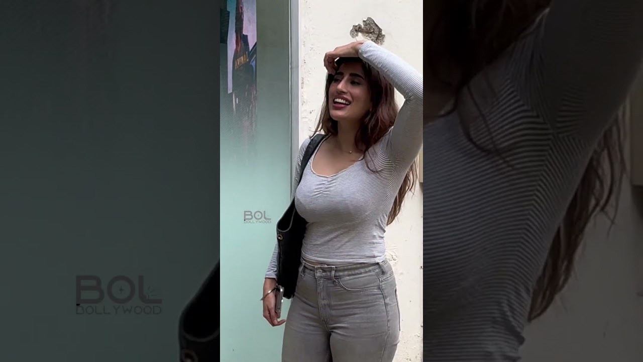 Akasa Singh Spotted At T Series Office In Andheri 