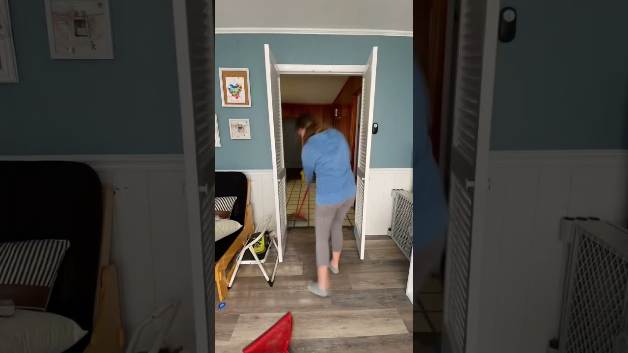 DIY fail in room transformation | Painting door | House Project 1970s Home Renovation