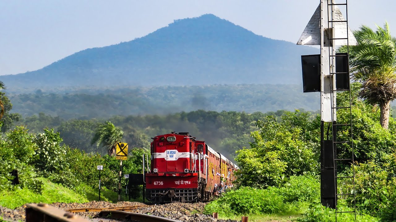 Legendary YDM4 Climbs to Patalpani | Choral Ghat Metre Gauge Magic