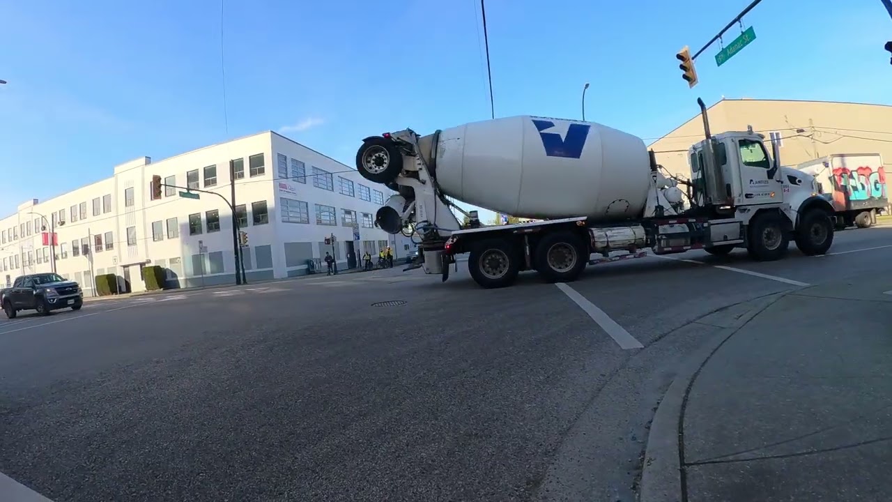 IRL Vancouver - 🚴marvelous March Monday ride to work🚴 03-02-2026