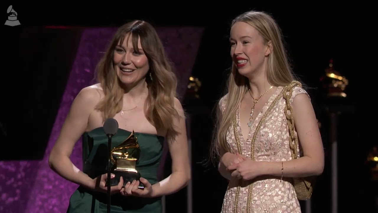 MOLLY TUTTLE & GOLDEN HIGHWAY Wins Best Bluegrass Album | 2024 GRAMMYs