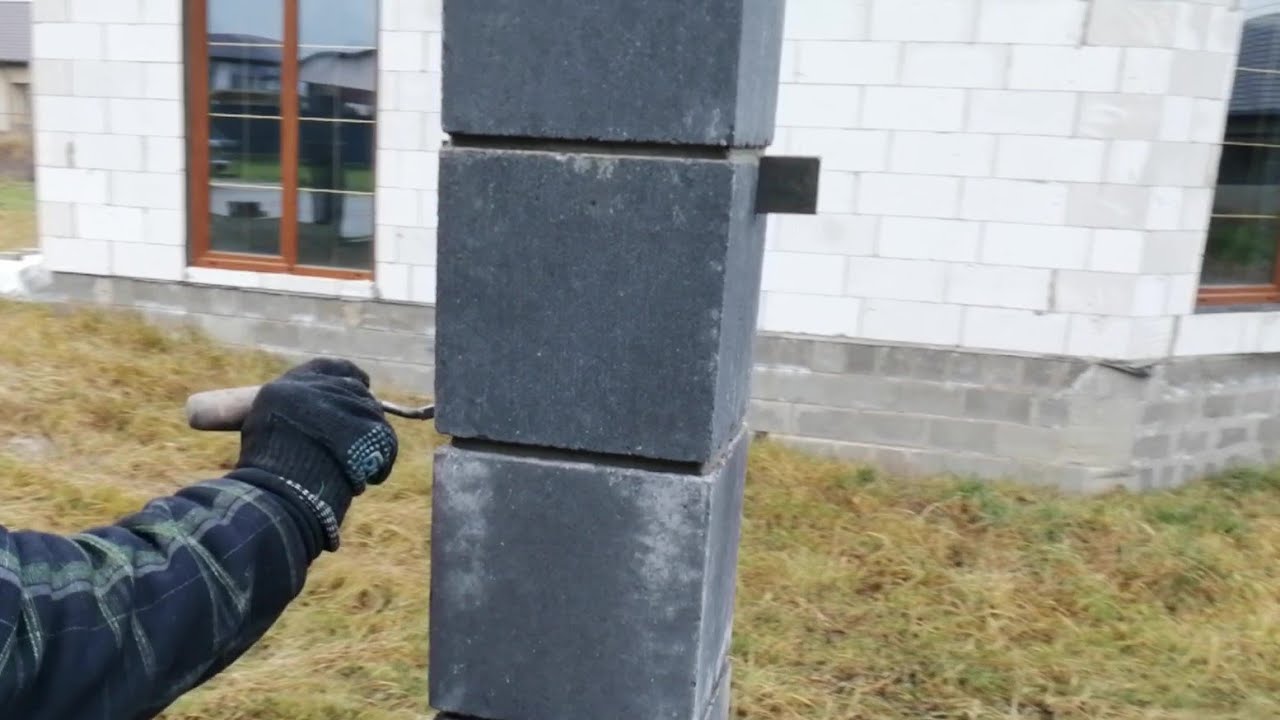 Столбы забора из блоков
