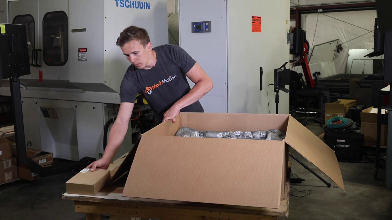 MachMotion Knee Mill Retrofit Kit. Unpacking the Kit, plug in the Servo Motors & power up in 30 Min