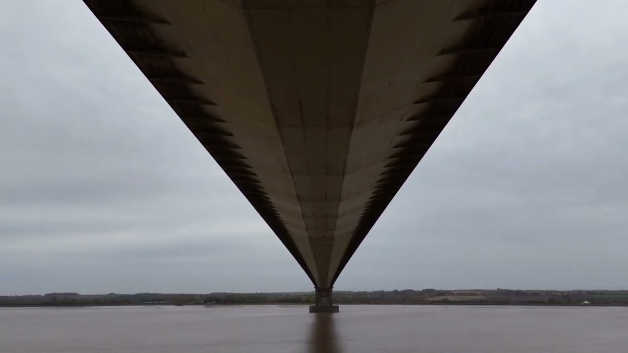 THE HUMBER BRIDGE FLIGHT