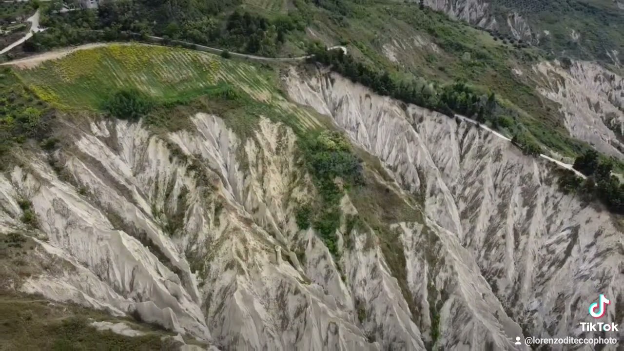 I CALANCHI DI ATRI CON DRONE DJI MINI 2 SE