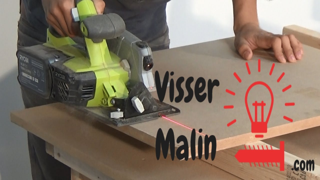 Utiliser une scie circulaire